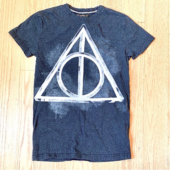 Official Harry Potter Deathly Hallows T-shirt - Picture 1 of 5